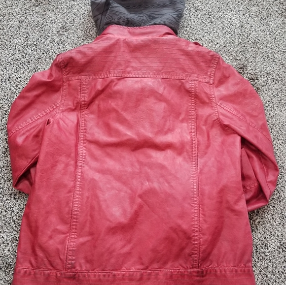 Buckle jacket - Picture 2 of 3